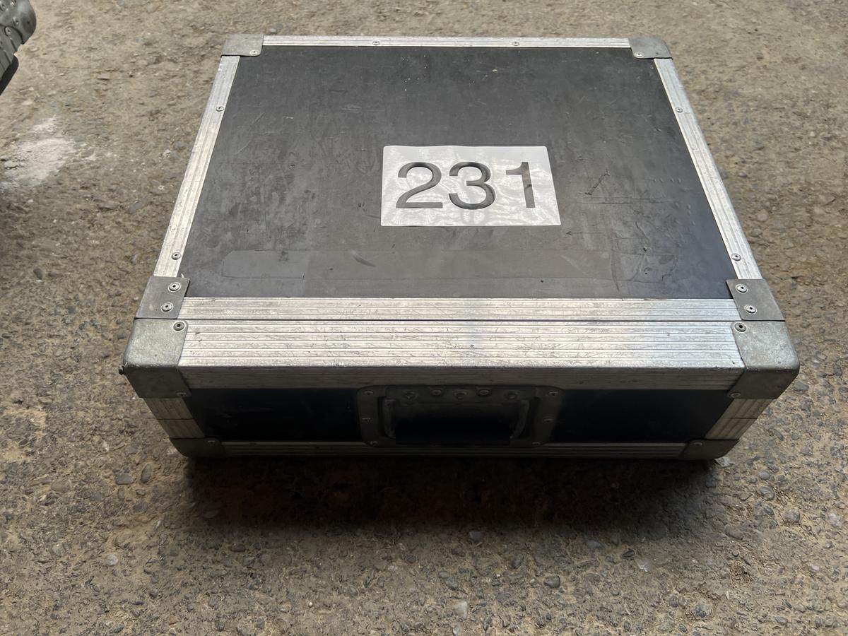 kleines Transportcase universal?d=2025-05-21 05:05:54