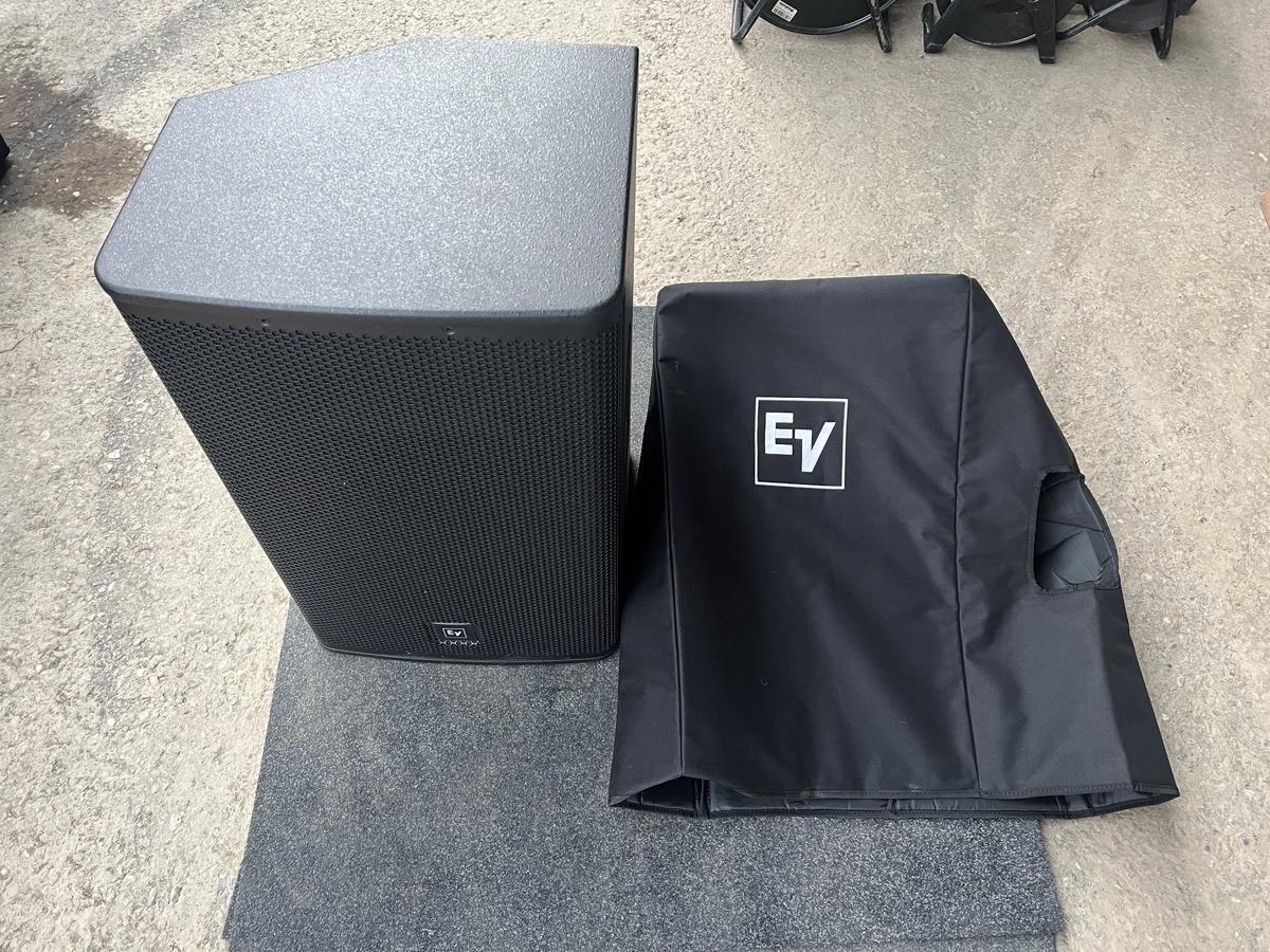 Electro Voice ELX 115 Lautsprechersystem + Schutzhaube (neuwertig)?d=2025-05-20 22:40:43