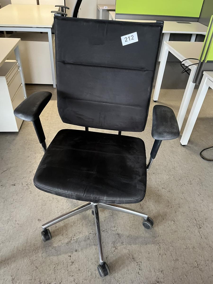 Bürodrehstuhl Kramer DeLuxe schwarz?d=2025-05-21 00:40:43