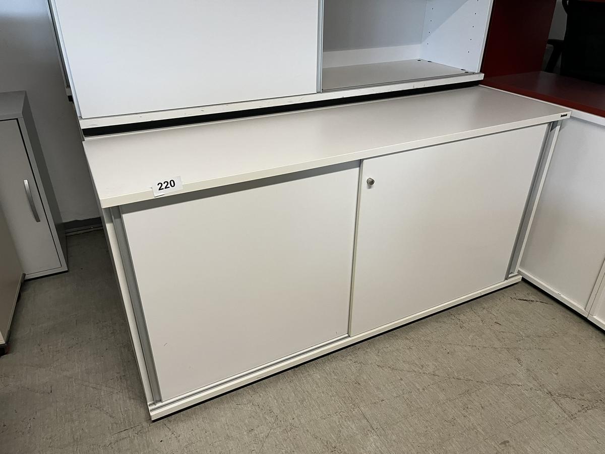 Aktenschrank 160/78 cm mit Schiebetüre 2 Ordnerhöhen?d=2025-05-21 00:37:18