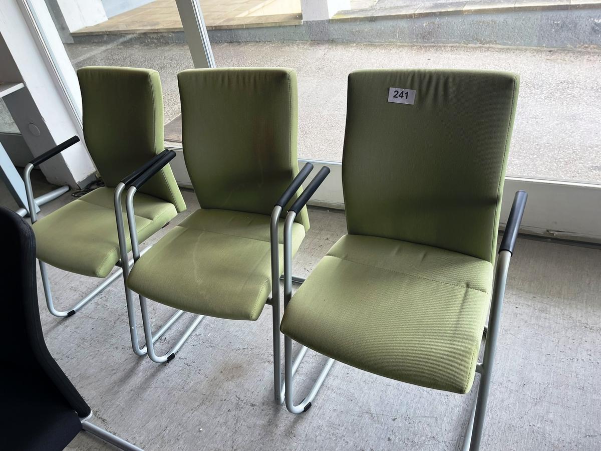 3 Stück Bürostühle?d=2025-05-21 00:44:11