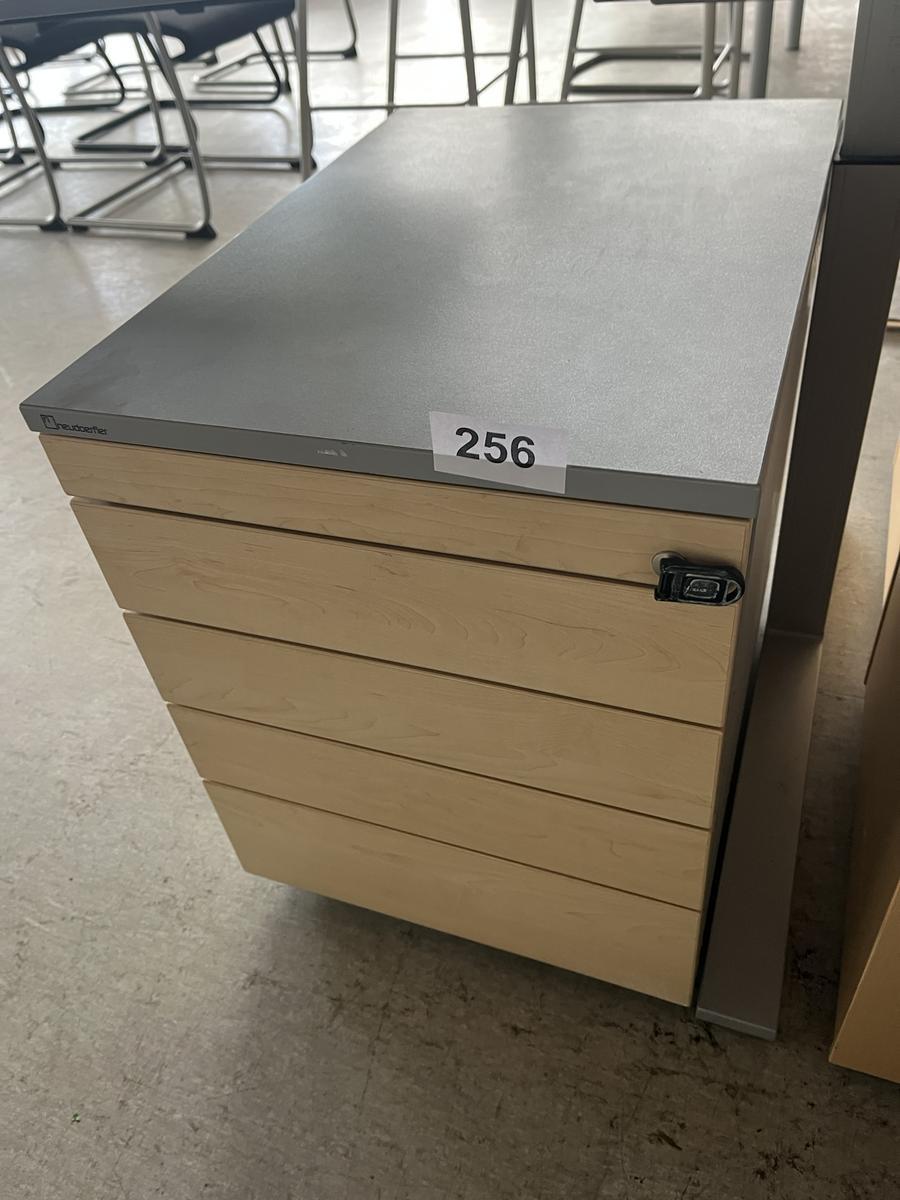 Rollcontainer mit Auszugsladen 54/60/60 cm?d=2025-05-21 00:34:48