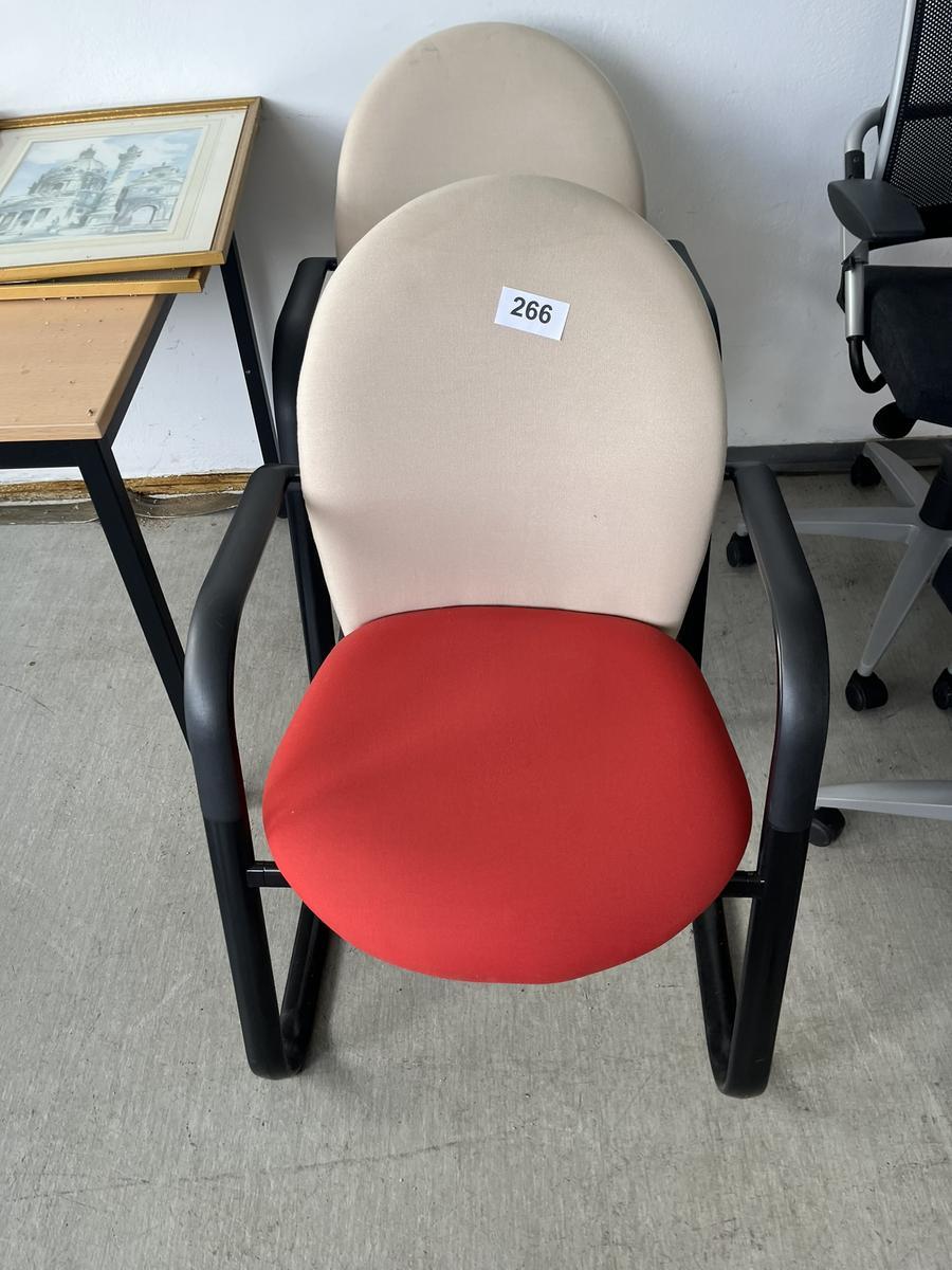 2 Stück Bürostühle?d=2025-05-21 03:02:18