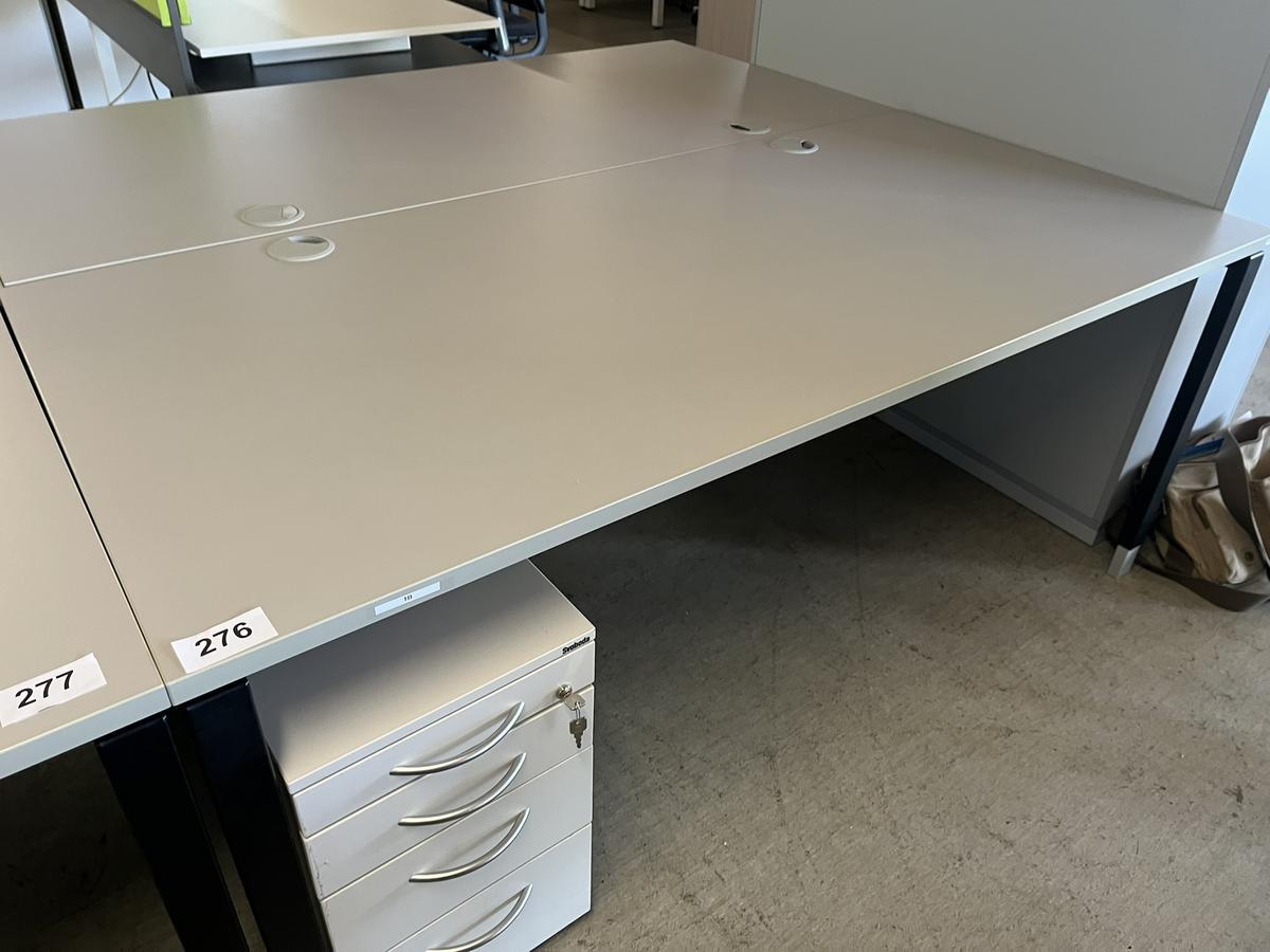 HALI Schreibtisch ca. 170x80 cm?d=2025-05-21 00:35:56