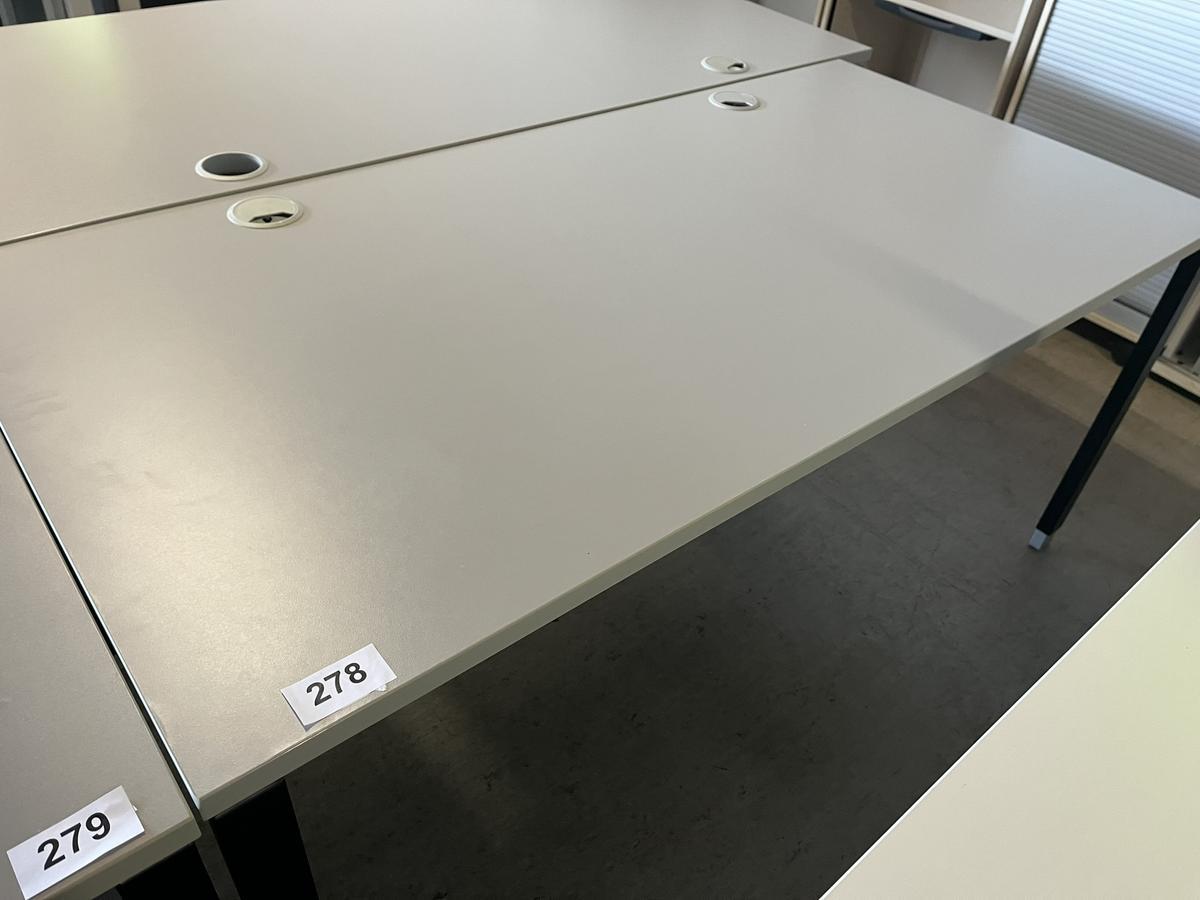 HALI Schreibtisch ca. 160x80 cm?d=2025-05-21 00:15:08