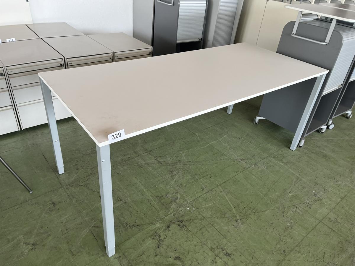 BENE Schreibtisch ca. 180/80 cm?d=2025-05-21 00:37:17