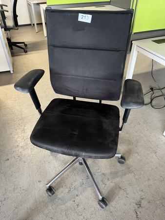 Bürodrehstuhl Kramer DeLuxe schwarz Bürodrehstuhl Kramer DeLuxe schwarz