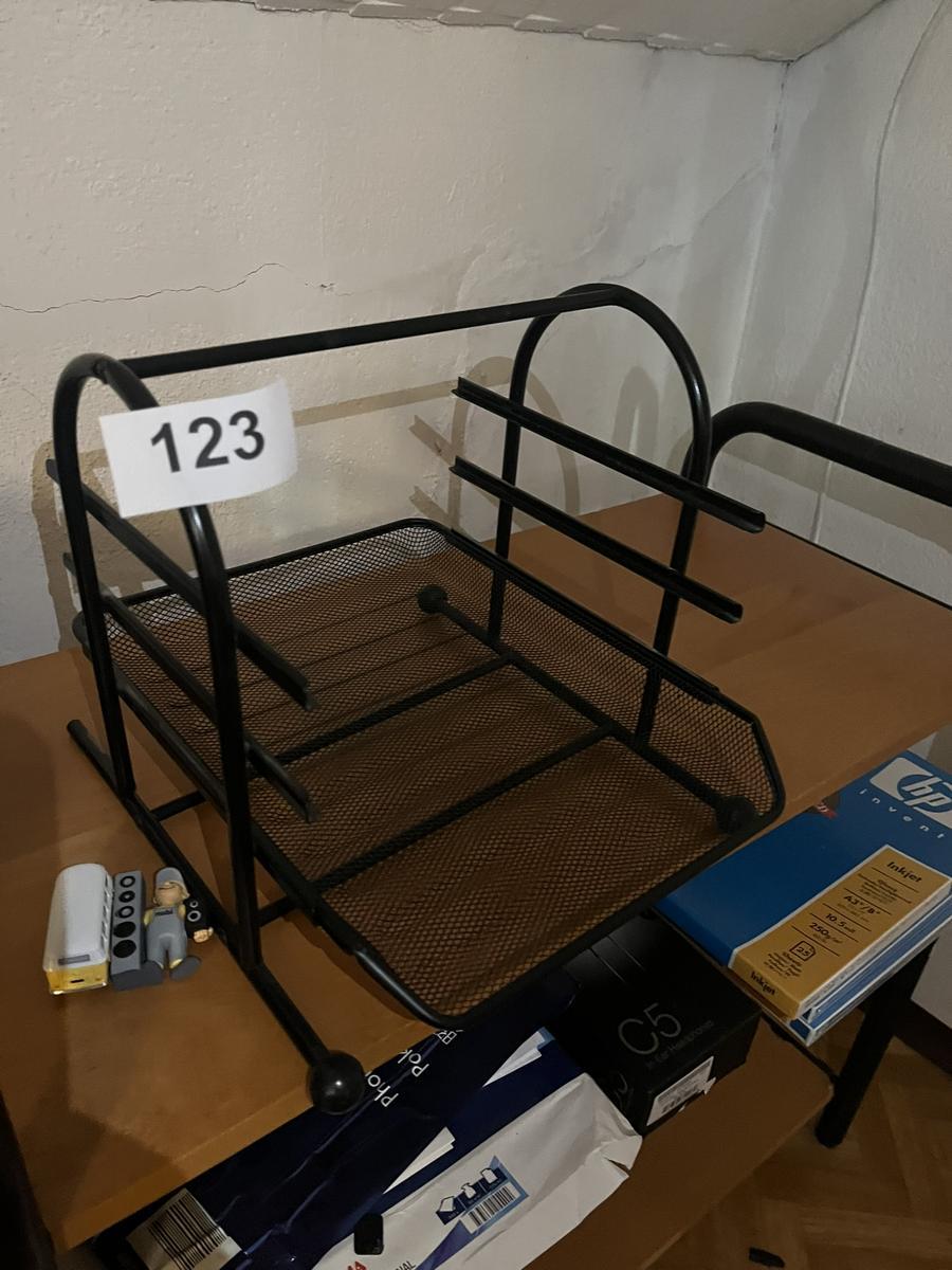 Kopierpapier- Bürozubehör