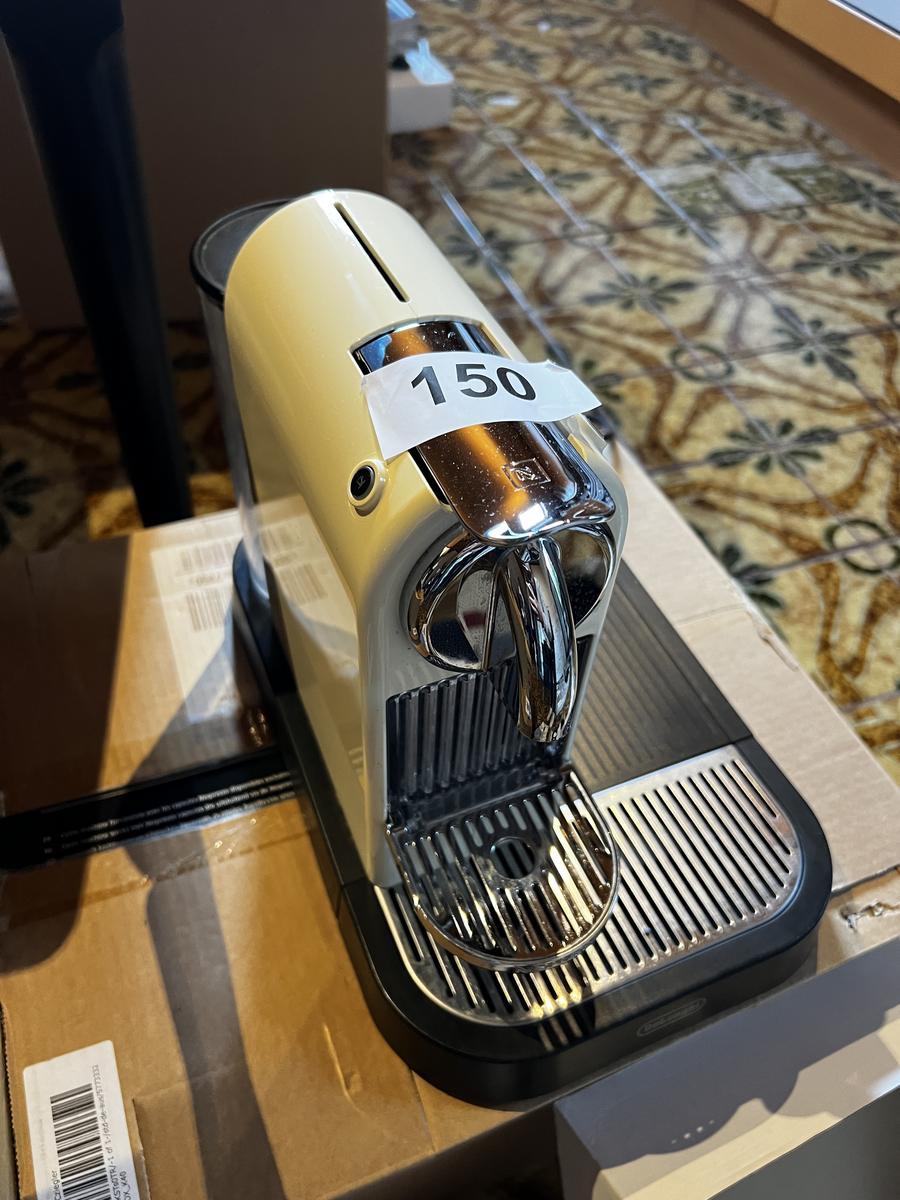 Nespresso Kaffemaschine?d=2025-06-07 11:10:00