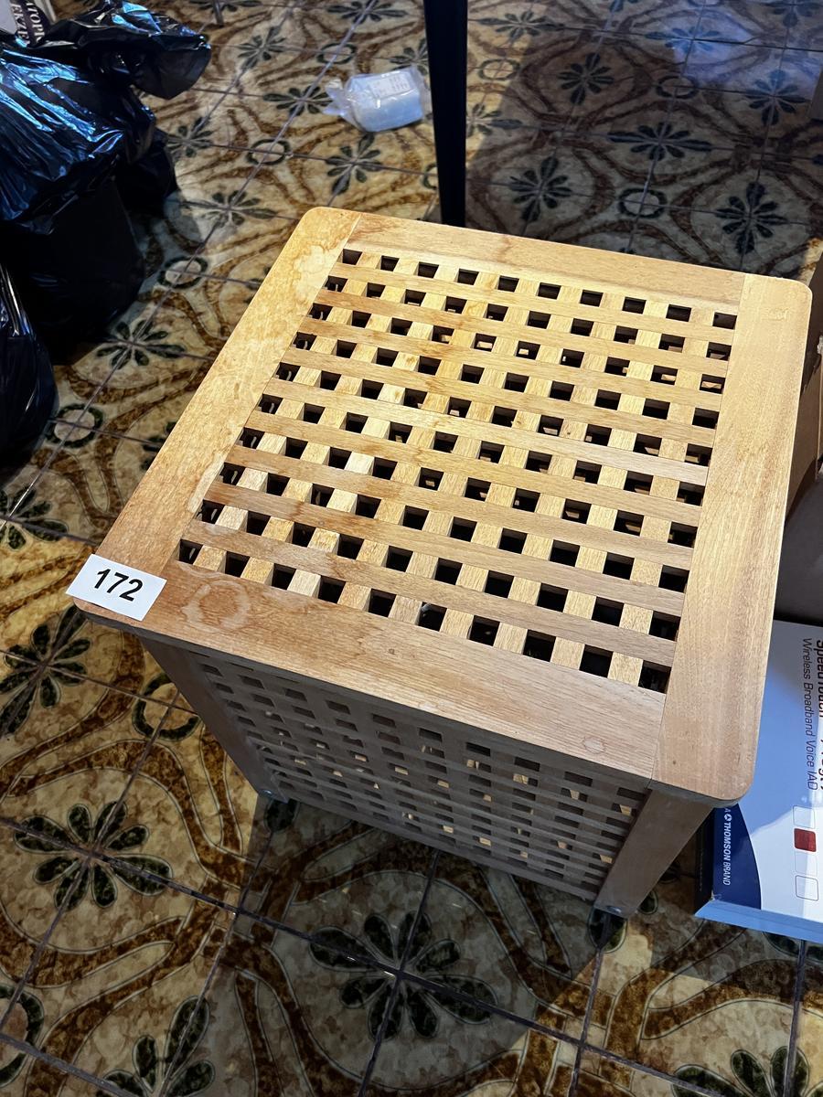 Holzbox 60 x 60 x 60 cm?d=2025-06-08 01:28:18