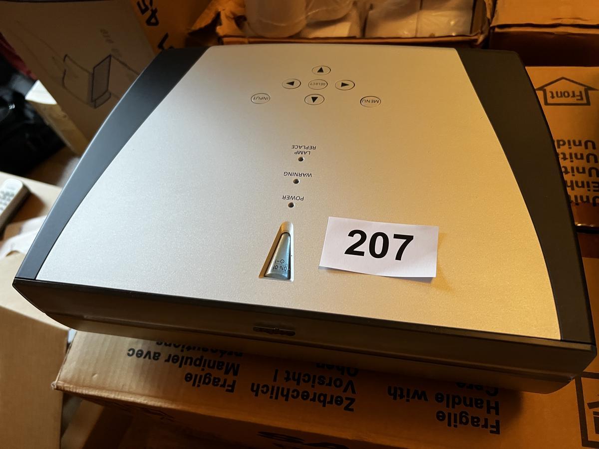 Beamer SANYO Typ PLVZ2- Originalkorton