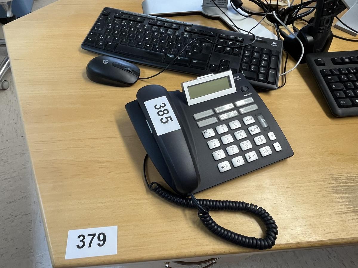Telefonanlage bestehend aus Hauptanlage und 6 Telefonapperate?d=2025-06-07 11:11:39