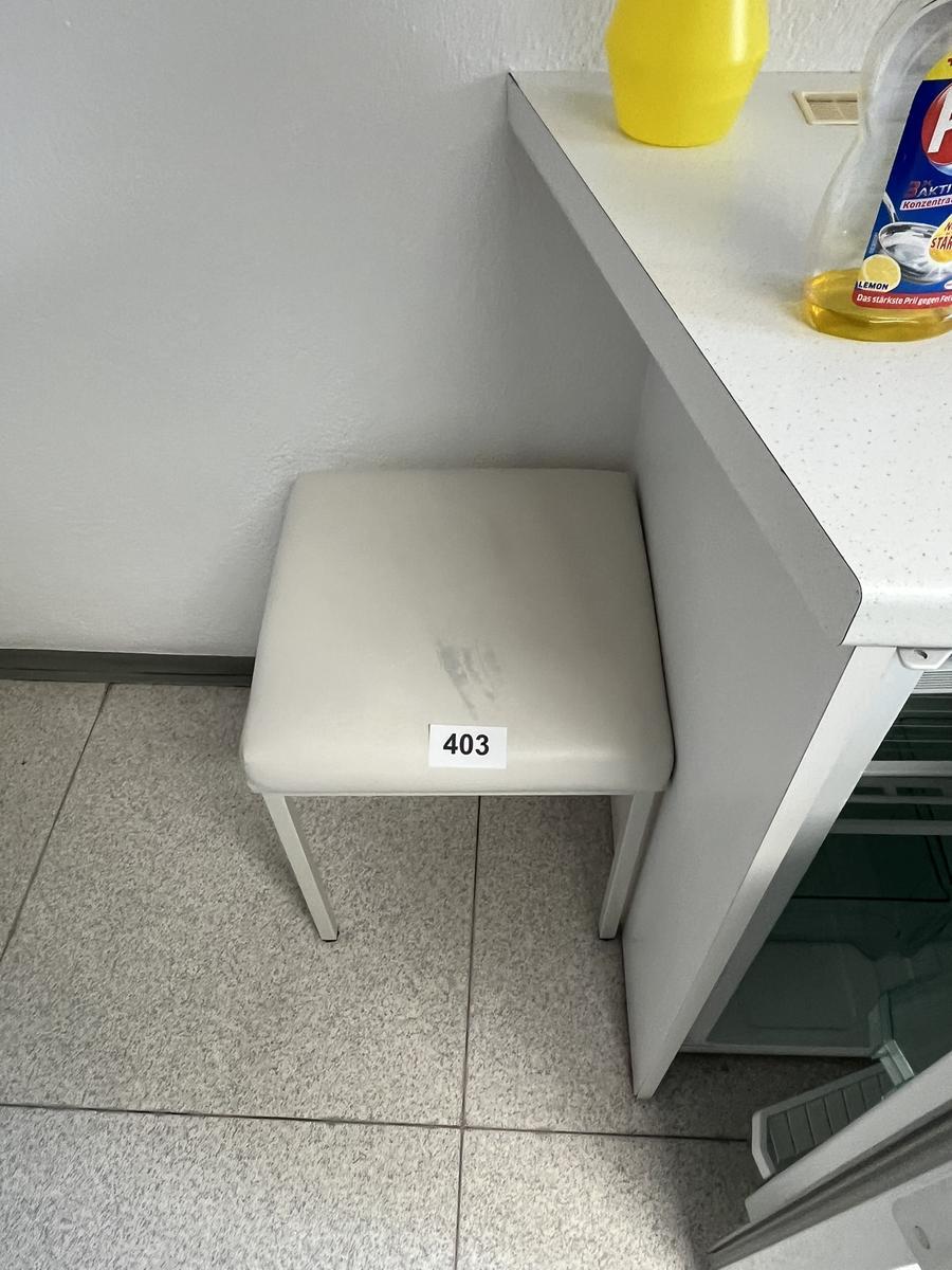 Medizinischer Hocker