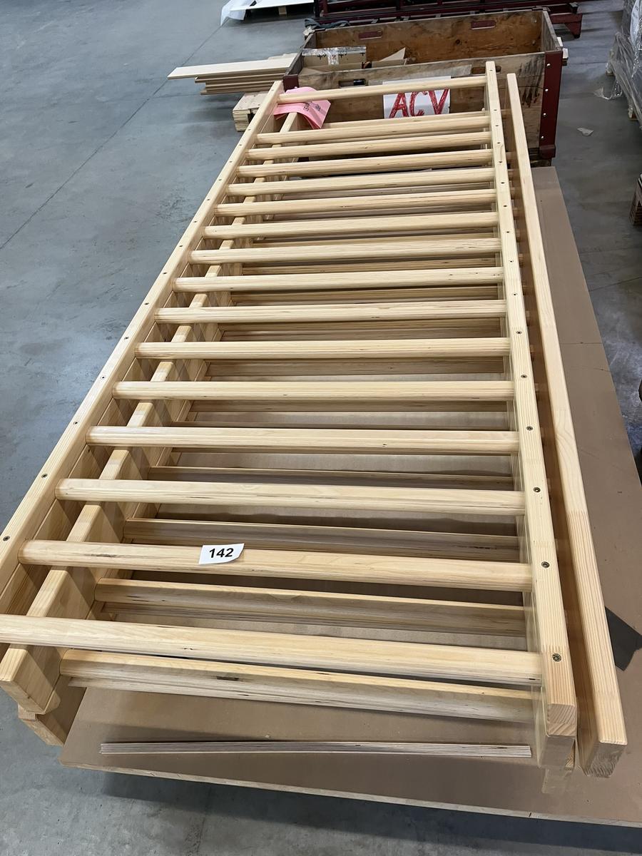 Sprossenwand 1-feldrig fix, 2600x900mm (Holme Fichte,16 ovale Sprossen)?d=2025-06-07 10:49:01
