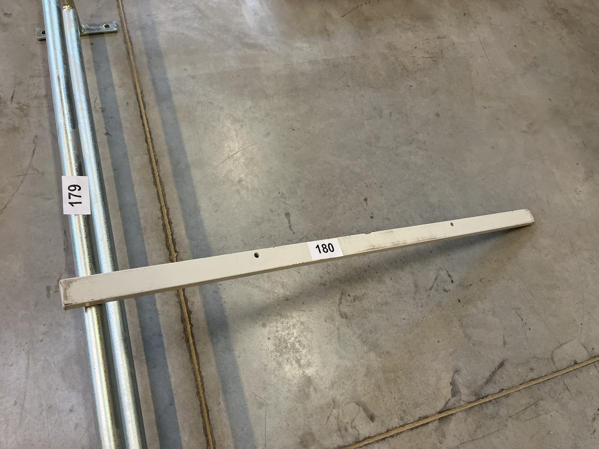 Zusatzgewicht für Basketballanlage rückklappbar L=110cm?d=2025-06-07 11:00:28