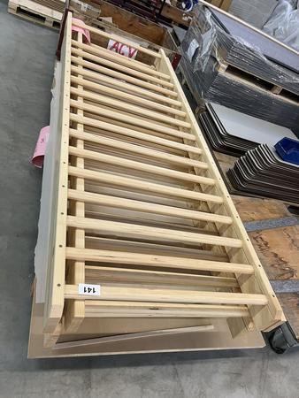 Sprossenwand 1-feldrig fix, 2600x900mm (Holme Fichte,16 ovale Sprossen) Sprossenwand 1-feldrig fix, 2600x900mm (Holme Fichte,16 ovale Sprossen)