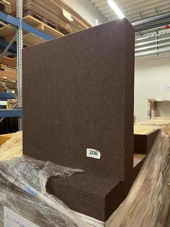 20 Stück Absorberpaneele, braun, 16 x mit Fuss, 4 x ohne Fuss 20 Stück Absorberpaneele, braun, 16 x mit Fuss, 4 x ohne Fuss