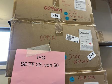 Soundtect Class R Ash, 1200/600, 5 Stück, im Karton Soundtect Class R Ash, 1200/600, 5 Stück, im Karton