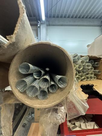 8 Stk. Metall-Siebhülse 16x1000mm für M12/M14 8 Stk. Metall-Siebhülse 16x1000mm für M12/M14