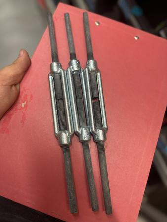 3 x 3 Stk. Spannschloß M10 verzinkt DIN 1480, mit anschw. Enden 3 x 3 Stk. Spannschloß M10 verzinkt DIN 1480, mit anschw. Enden