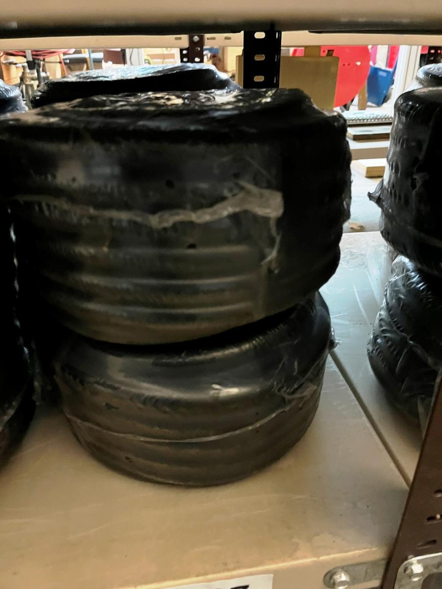 2 Rollen Pneumatikschlauch, je ca. 10 Meter