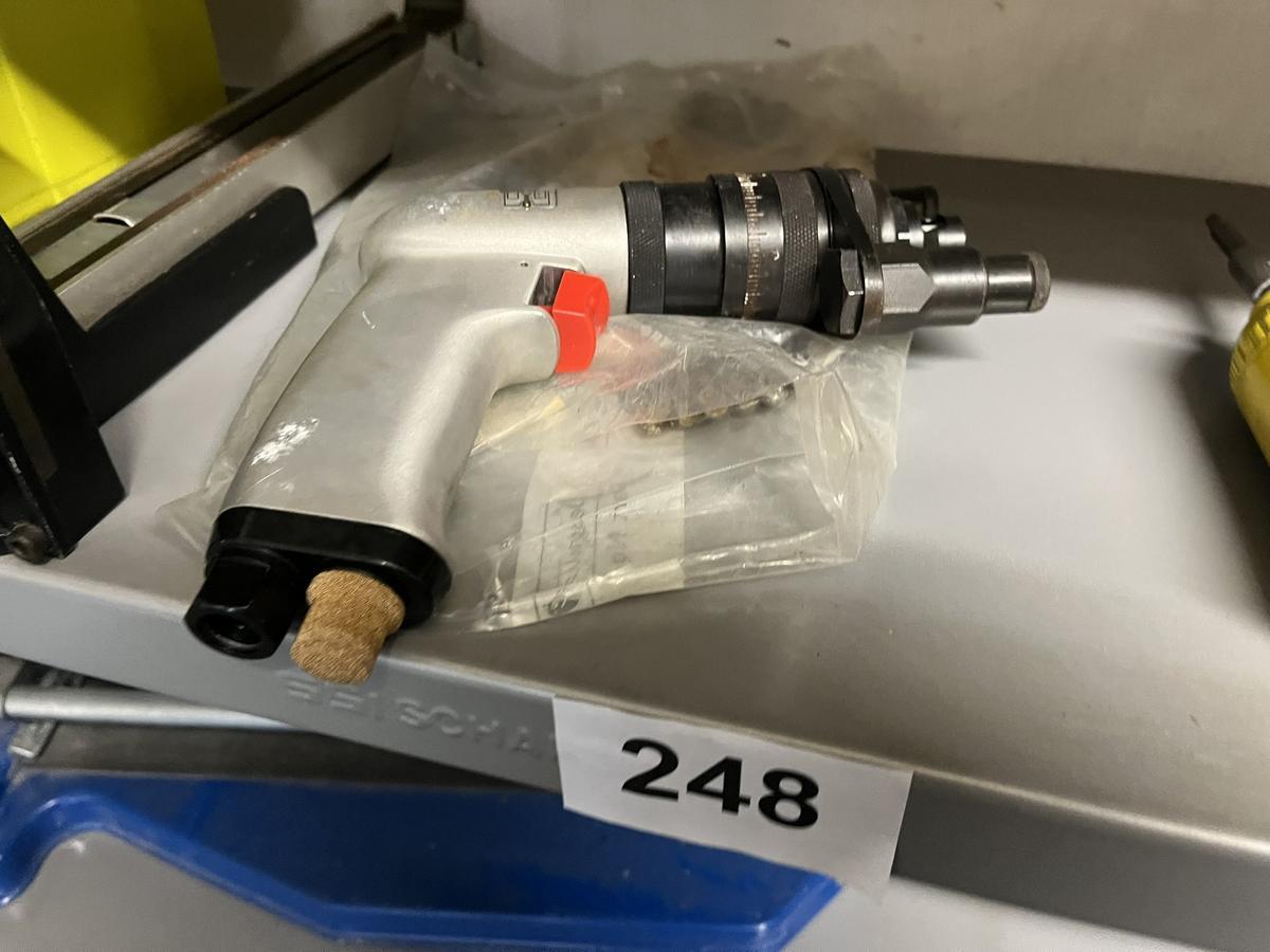 Pneumatische Bohrmaschine