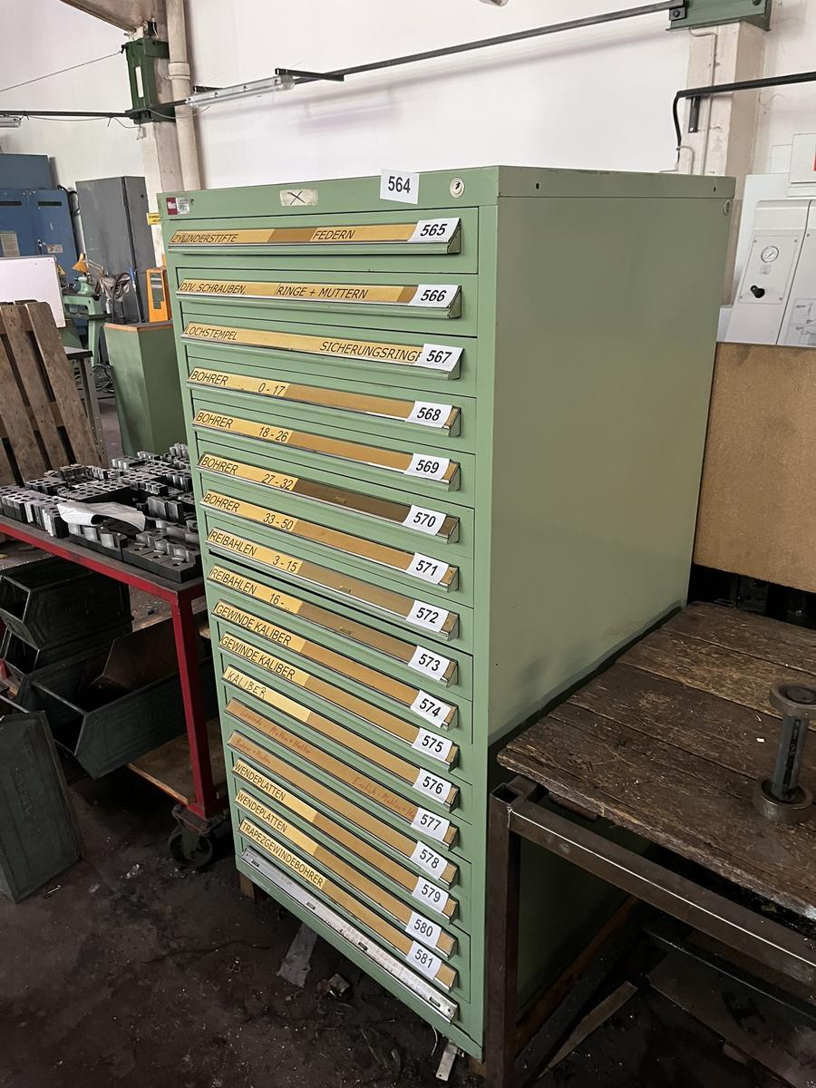 Werkzeugschrank mit 18 Laden, 75x70x155cm OHNE Inhalt