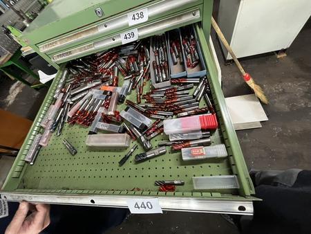 Ladeninhalt an Fräsern, nachgeschliffen Ladeninhalt an Fräsern, nachgeschliffen