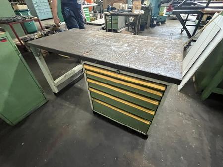 Werkbank mit Junior Parallelschraubstock plus 6ladigem Schrank ohne Inhalt, 2000x700x850mm Werkbank mit Junior Parallelschraubstock plus 6ladigem Schrank ohne Inhalt, 2000x700x850mm
