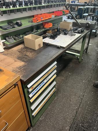 Werkbank 200x70x85cm mit 6ladigem Schrank, mit Mehrschichtplatte, OHNE Inhalt Werkbank 200x70x85cm mit 6ladigem Schrank, mit Mehrschichtplatte, OHNE Inhalt