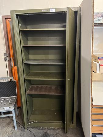 Stahlschrank, ca. 1000x450x2000mm Stahlschrank, ca. 1000x450x2000mm