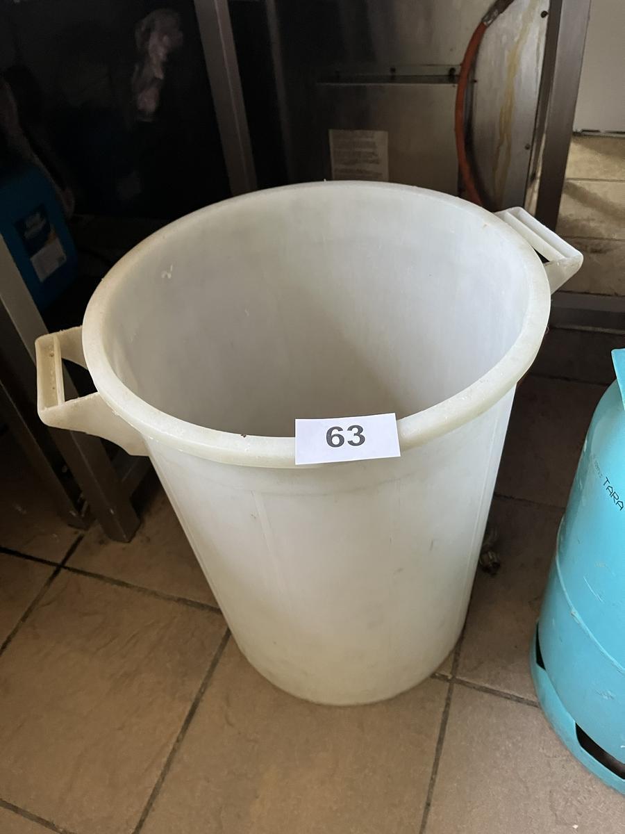 Kunststoffbehälter 50 cm mit 40 cm Durchmesser?d=2025-06-16 09:38:57