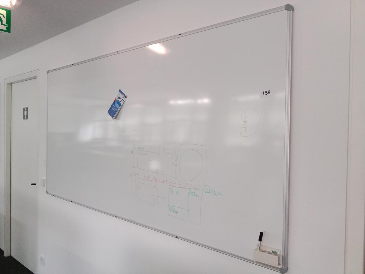 Whiteboard?d=2025-06-16 09:11:31