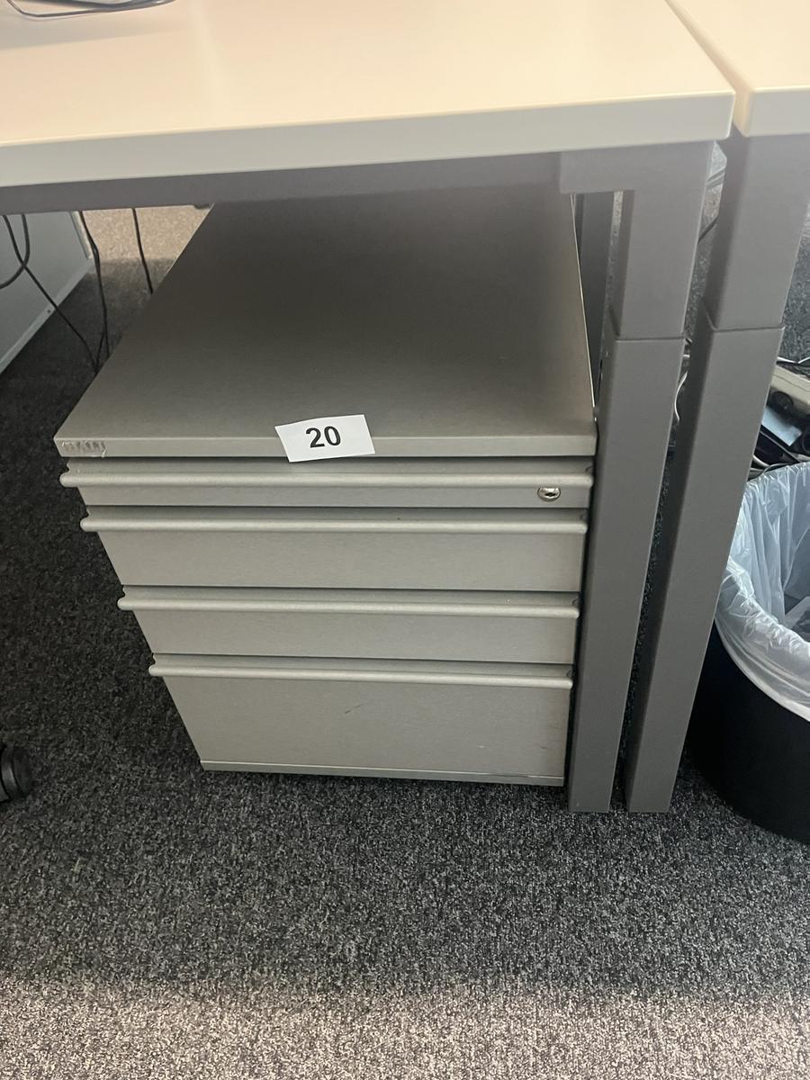 Rollcontainer 54/60 cm mit Auszugsladen?d=2025-06-16 01:44:52