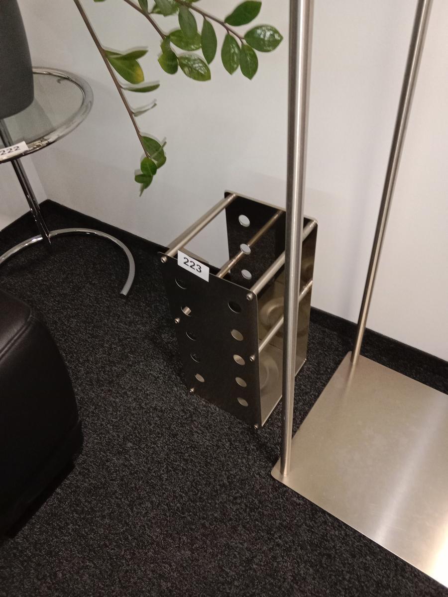 Schirmständer 24/24/48 cm?d=2025-06-16 09:32:11
