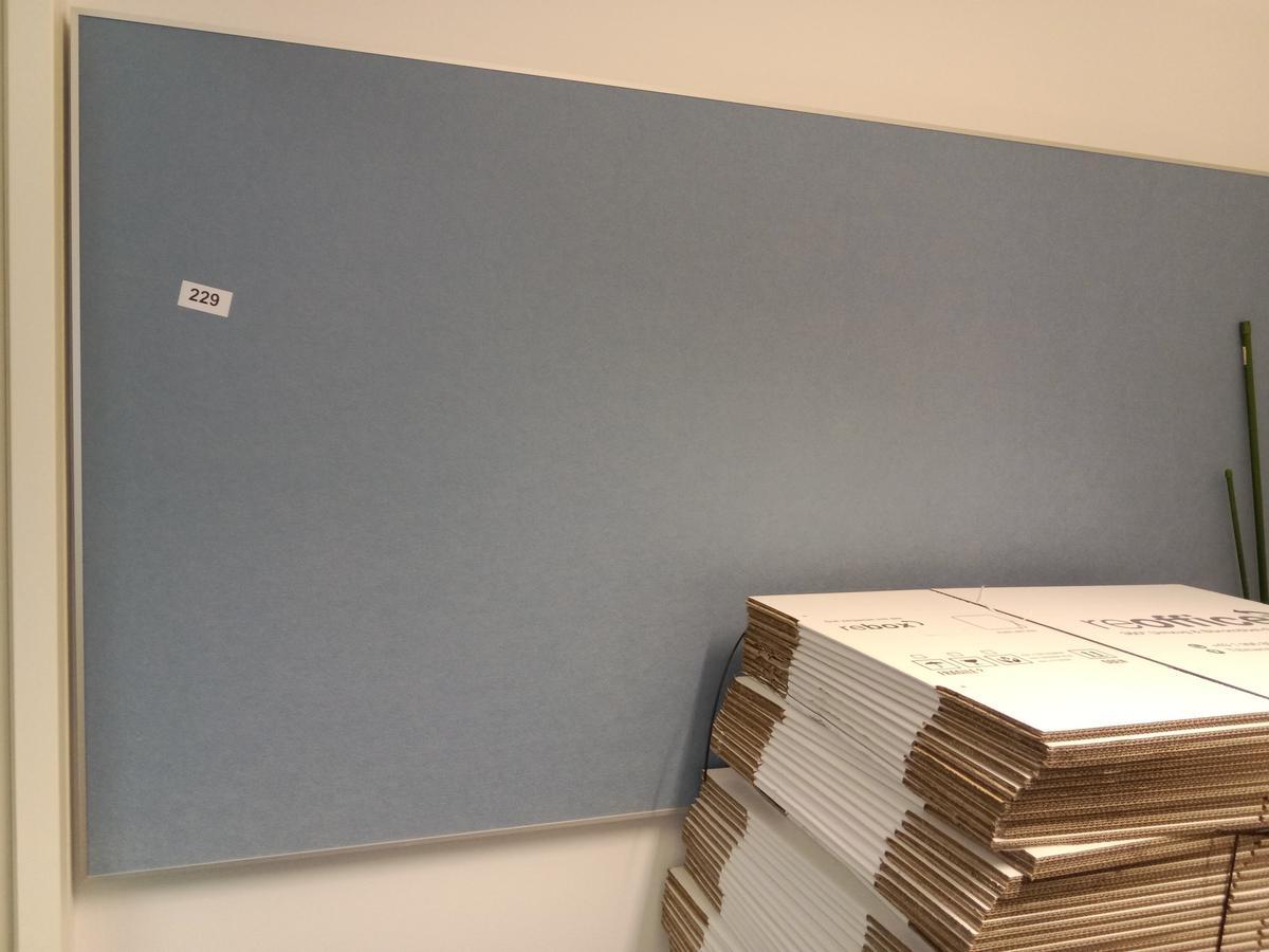 Pinnwand ca. 120/300 cm?d=2025-06-16 09:28:50