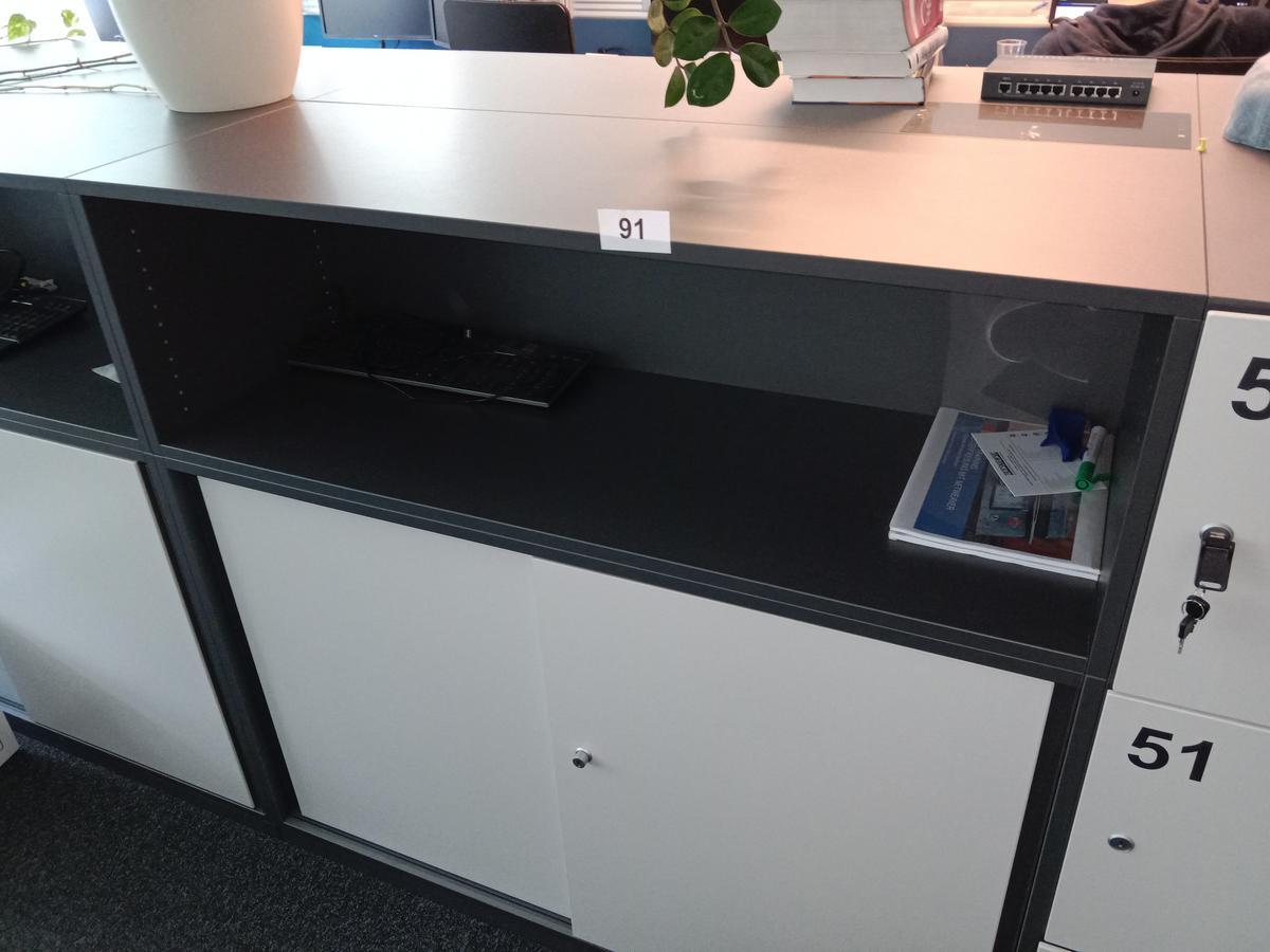 Steelcase Aktenschrank ca. 120/45/115 cm?d=2025-06-16 09:04:11