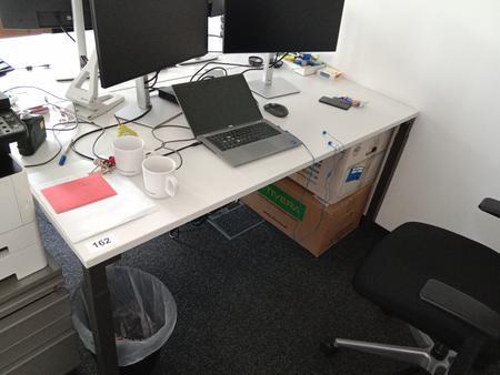 Schreibtisch Steelcase 160 x 80 cm Schreibtisch Steelcase 160 x 80 cm