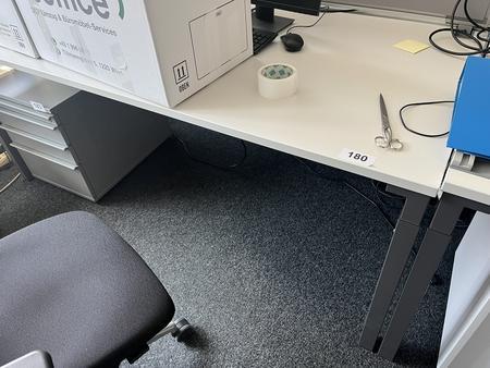 Steelcase Schreibtisch 180/80 cm Steelcase Schreibtisch 180/80 cm