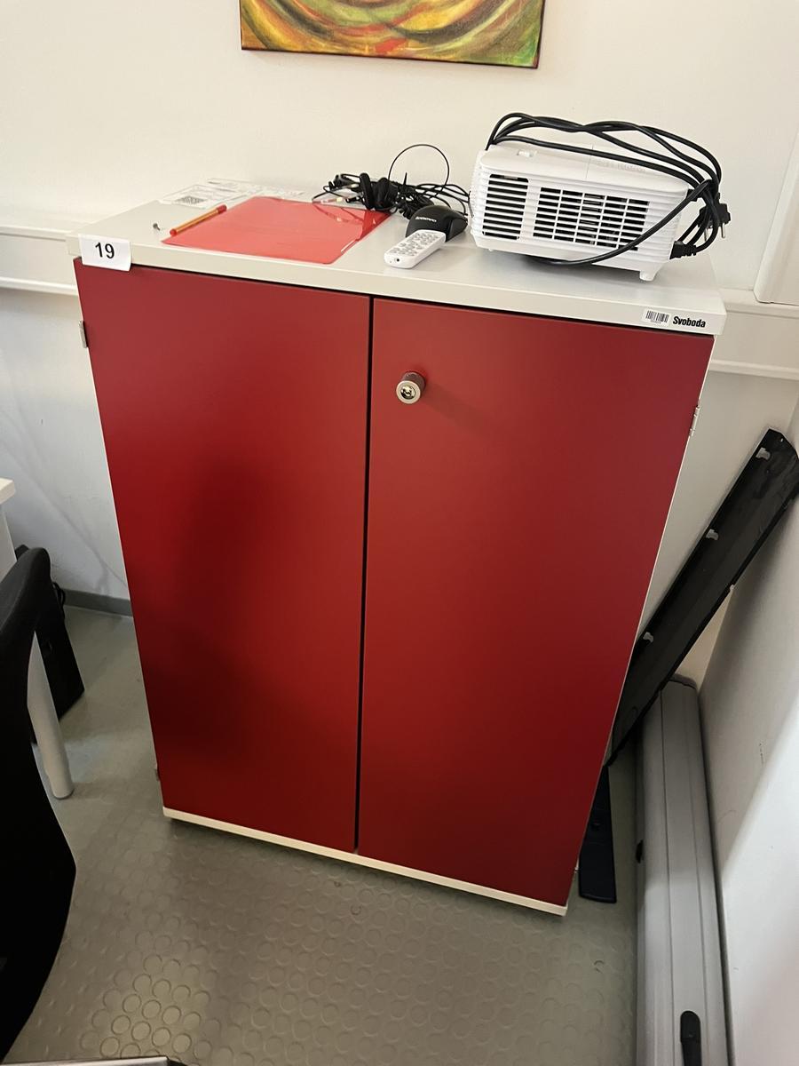 Svoboda Aktenschrank ca. 80 x 110 cm mit Doppeltüre