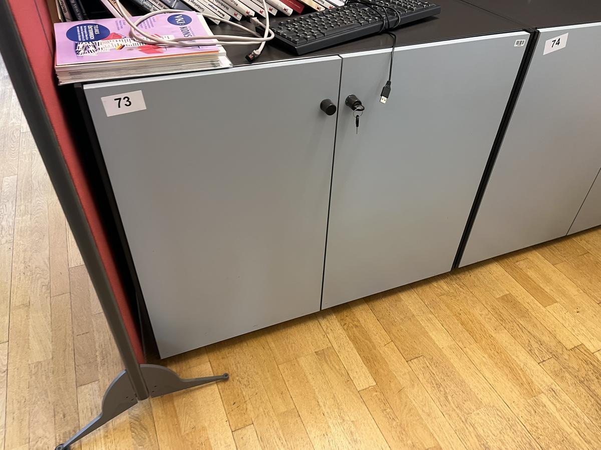Aktenschrank mit Doppeltüre