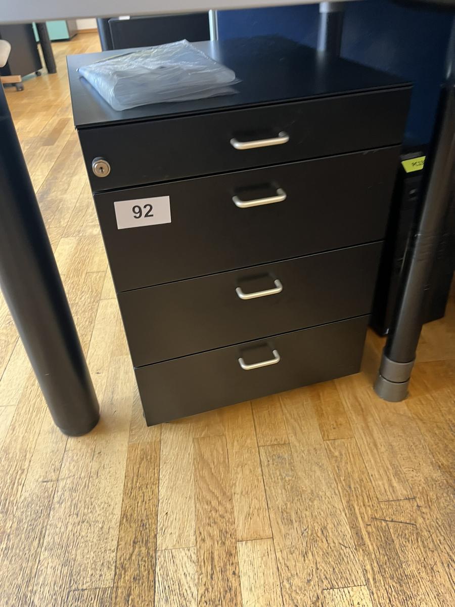 Rollcontainer?d=2025-06-16 23:07:39