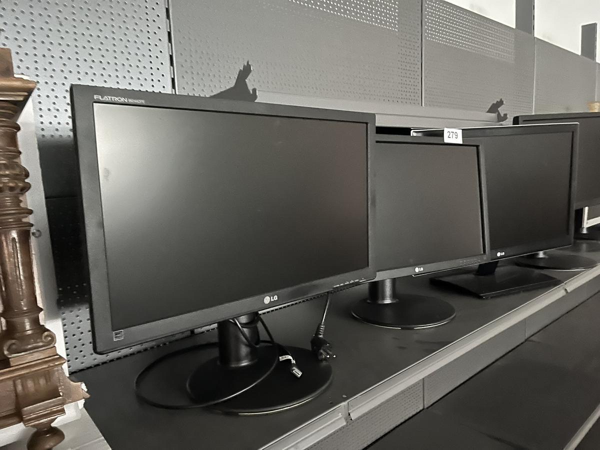4 Stk. LG Monitoren