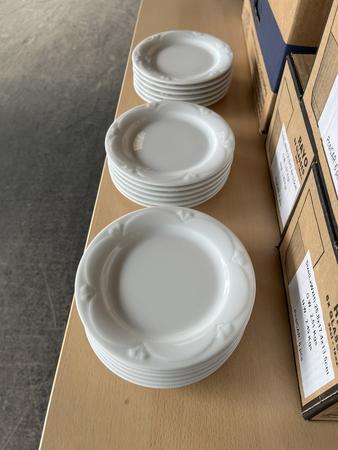 200 Stk. Brotteller, DM 16cm 200 Stk. Brotteller, DM 16cm