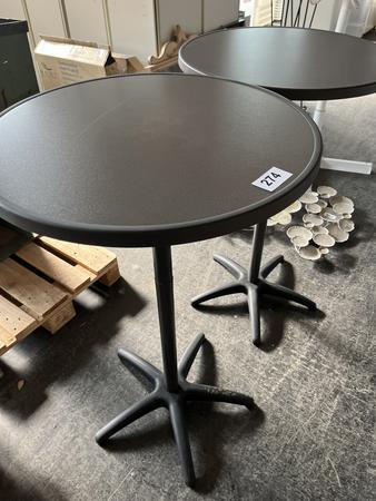 2 Stk. Stehtische, DM ca. 70cm 2 Stk. Stehtische, DM ca. 70cm