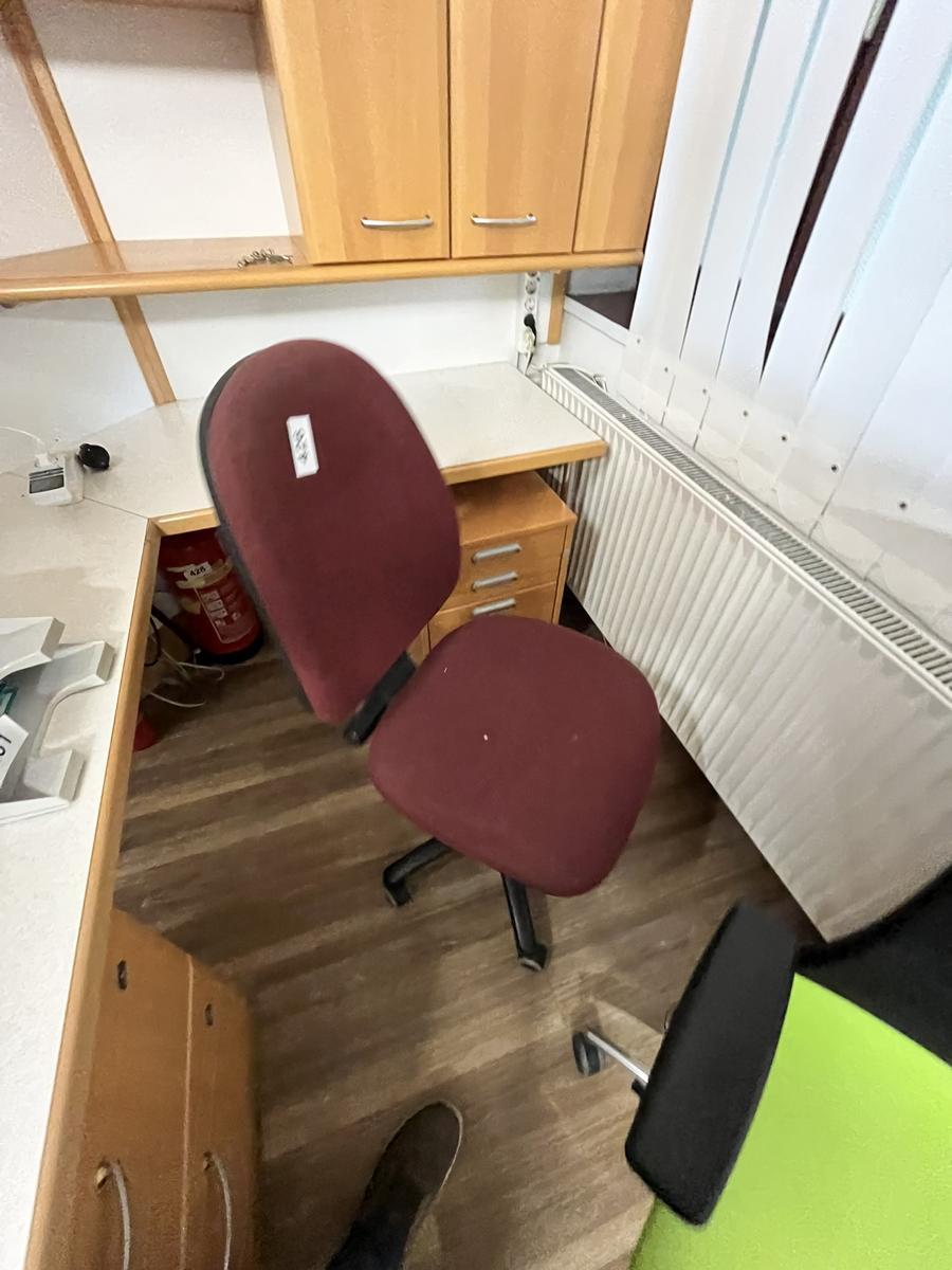 Bürodrehstuhl?d=2025-06-22 18:56:21
