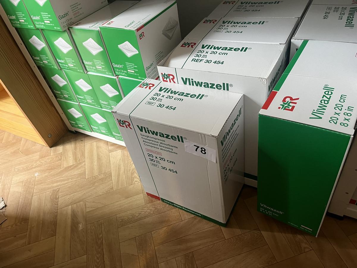 6 Packungen a 30 Stück Vliwazell Saugkompresse 20 x 20 cm
