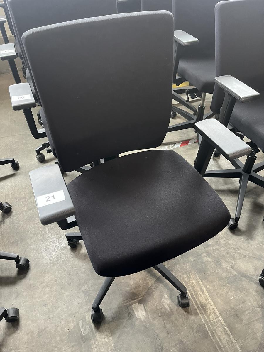 VIASIT - Neudörfler ergonomischer Bürodrehstuhl, schwarz, mit Armlehnen, Neigung, höhenverstellbar?d=2025-06-22 19:01:57