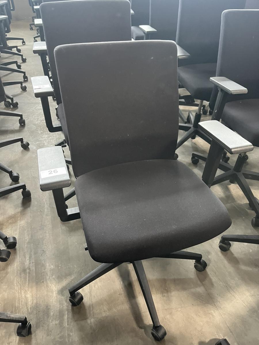 VIASIT - Neudörfler ergonomischer Bürodrehstuhl, schwarz, mit Armlehnen, Neigung, höhenverstellbar?d=2025-06-22 18:58:30