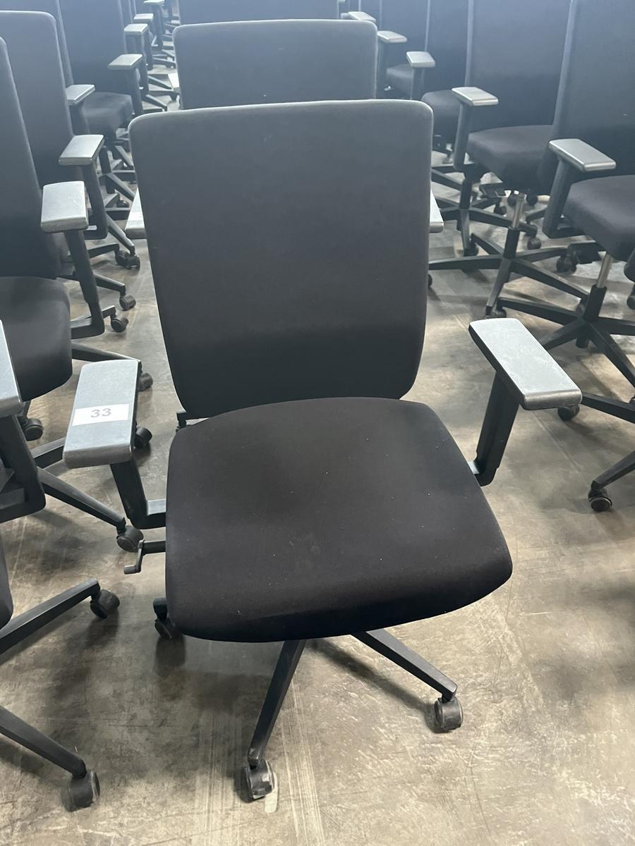 VIASIT - Neudörfler ergonomischer Bürodrehstuhl, schwarz, mit Armlehnen, Neigung, höhenverstellbar?d=2025-06-22 18:45:23
